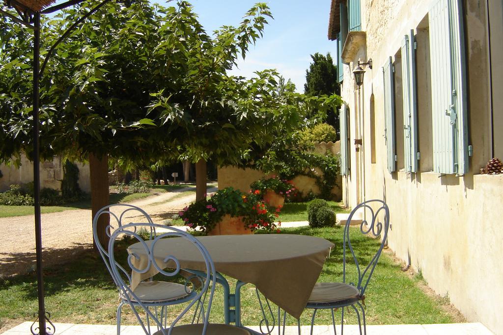 Mas Petit Prince Arles Exterior photo